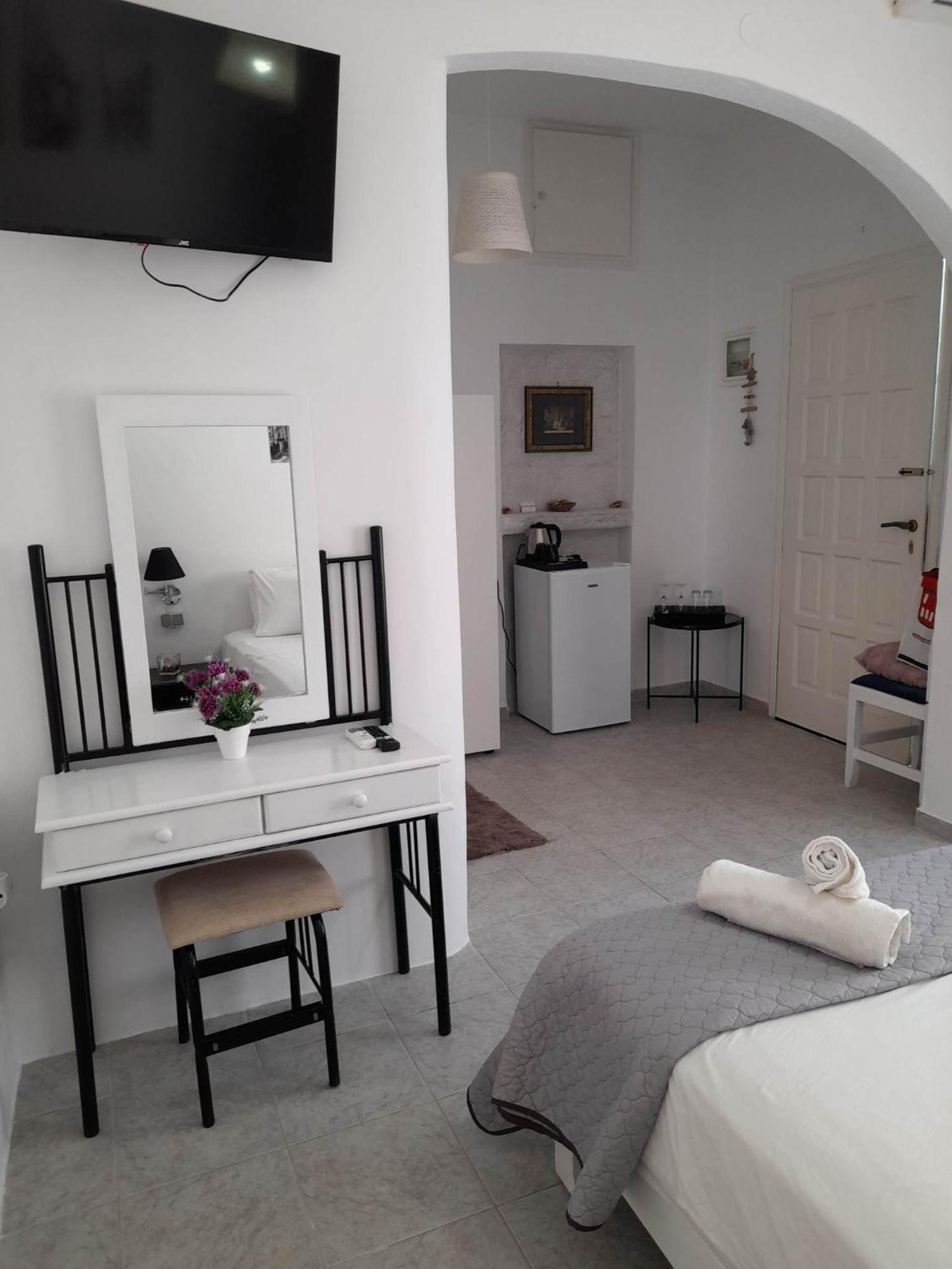 Zolfo Antico Beach Apartment Perissa Exteriér fotografie